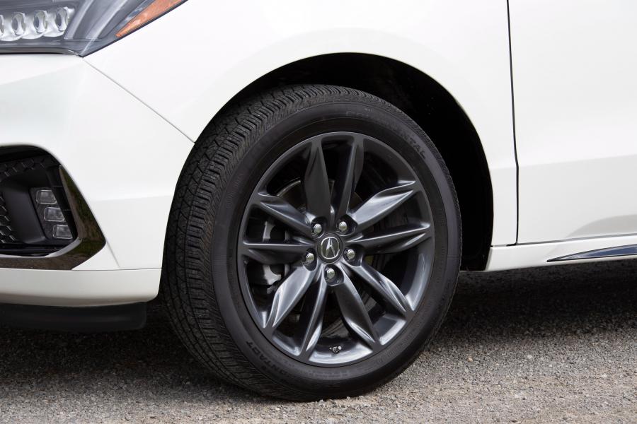 Колеса Acura MDX A-Spec (YD3) 2018 года  (фото 26 из 40)